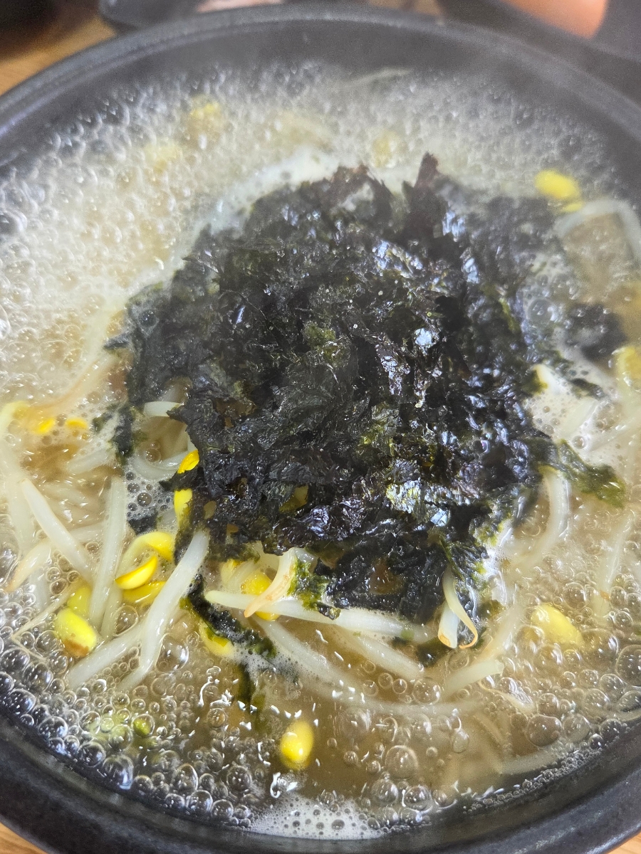 24시전주명가콩나물국밥 범계점 사진 5