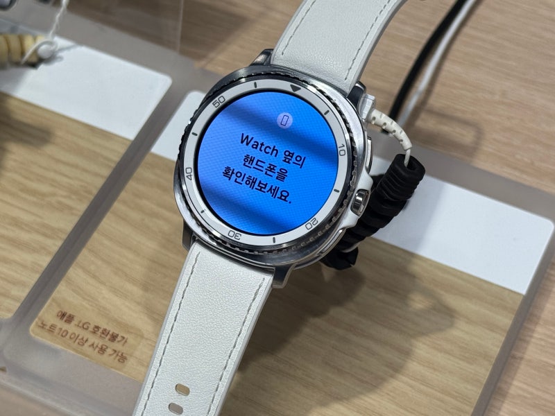 삼성 갤럭시 워치8 40mm 44mm 클래식 가격비교 차이, 35% 최저가 할인받고 강화보호필름까지 무....