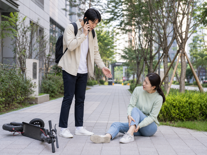자전거 뺑소니 처벌될까? 전동킥보드 사고·러닝 충돌 법적 책임 정리