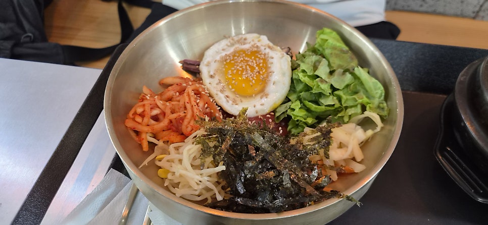 한옥마을 비빔밥&솥밥 세이브존광명점 사진 1