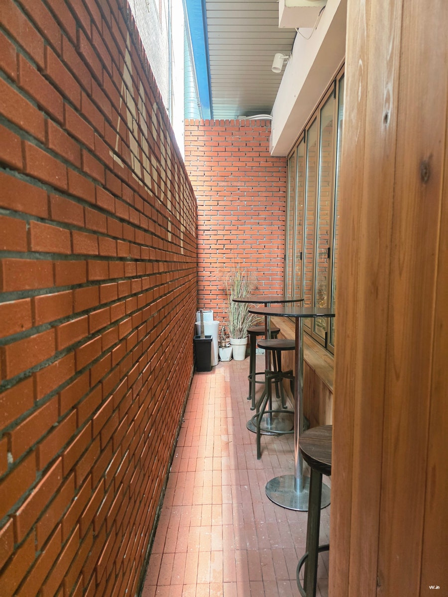 커피로드뷰 전주삼천점 사진 6