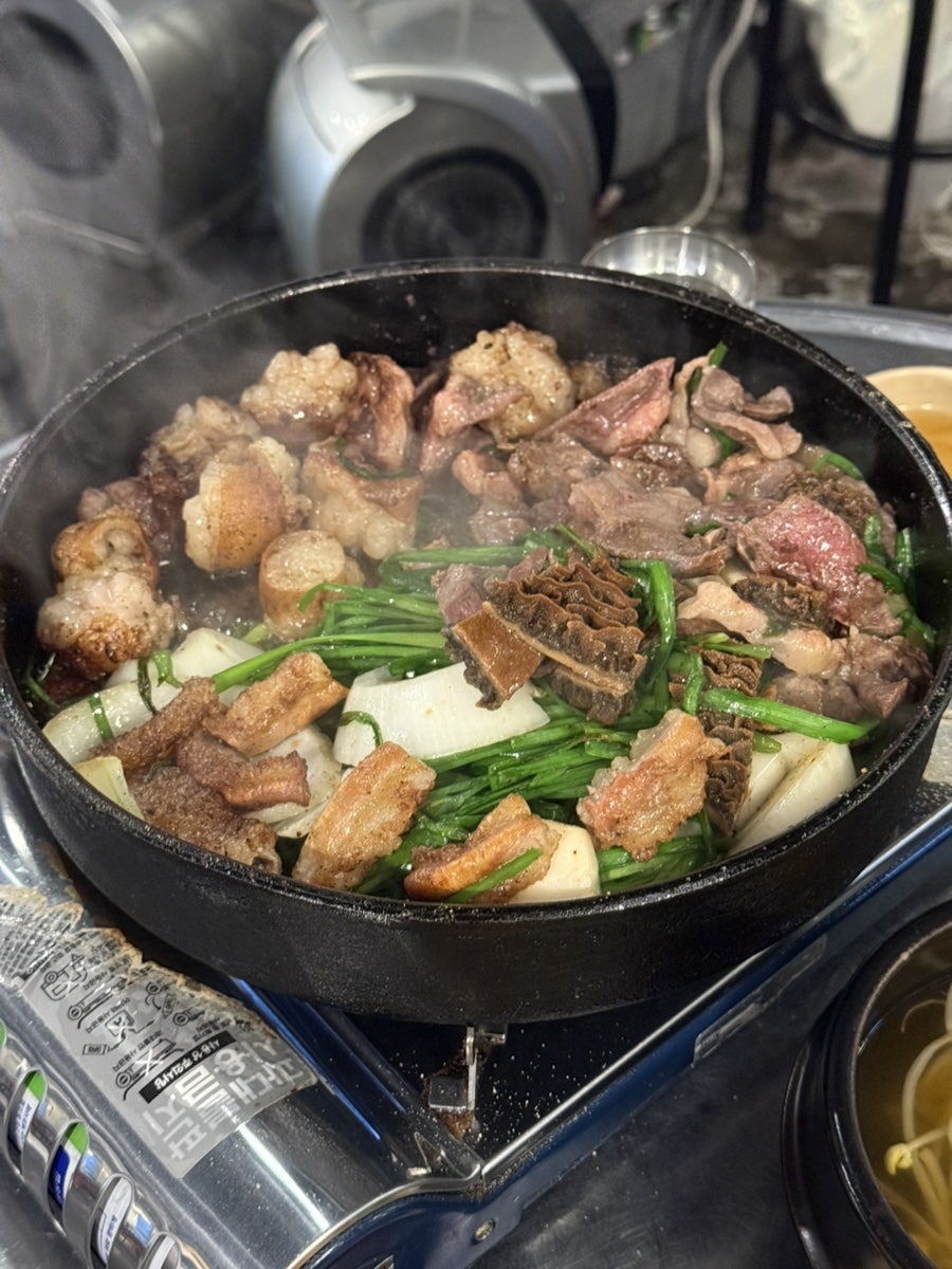 60년전통신촌황소곱창 논현직영점 사진 5
