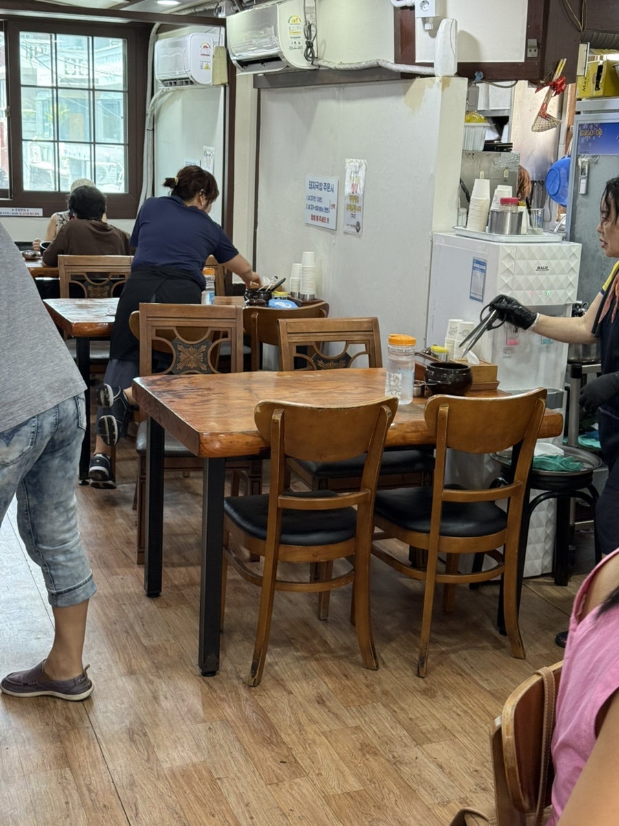 오가네돼지국밥 광명철산점 사진 3