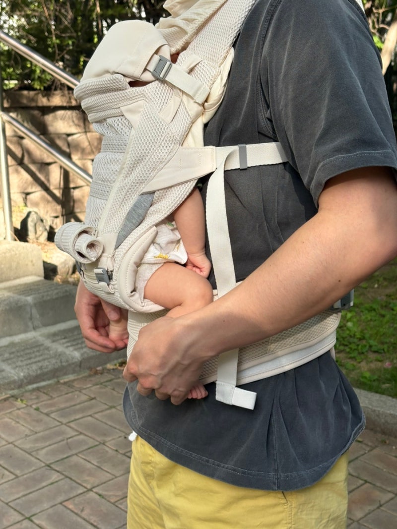 허그파파 다이얼핏 아이엔젤 닥터다이얼 아기띠 비교, 허리 안 아픈 아기띠 찾는다면