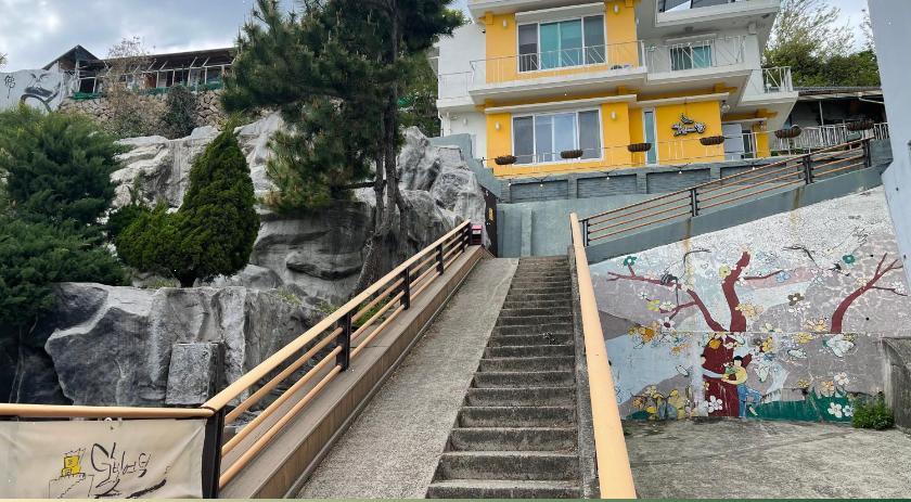 Dalbiteondeok Geseuteuhauseu photo 2