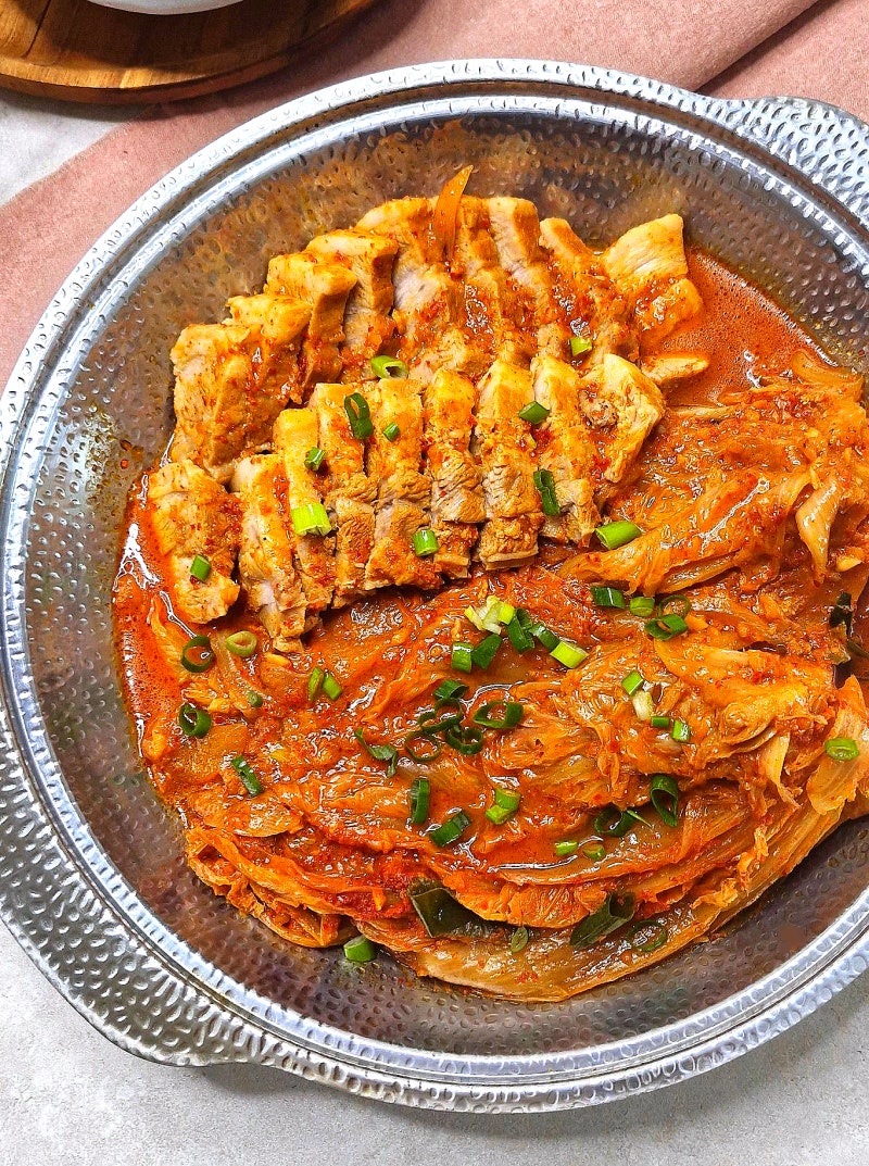 돼지고기 김치찜 레시피 통삼겹 김치찜 만들기