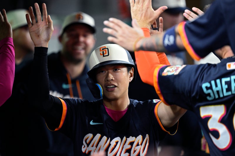 [오늘의 MLB] (7/2) 송성문, MLB 데뷔 첫 홈런 폭발...이정후, 시즌 29호 멀티히트!
