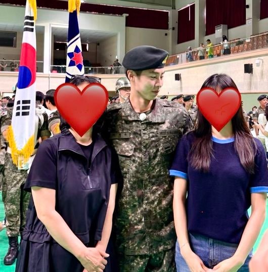 이재욱 군 입대 후 첫 근황 엄마 누나 비주얼까지, 더 오래 남은 건 가족을 먼저 정리하고 떠....
