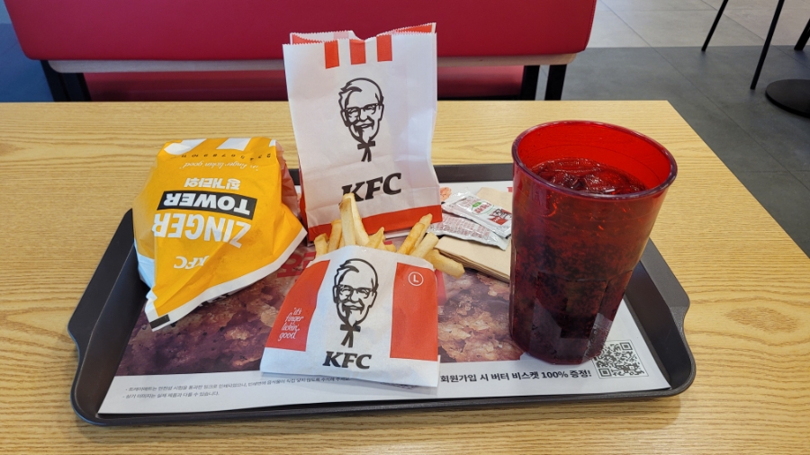 KFC 명일DI점 사진 1