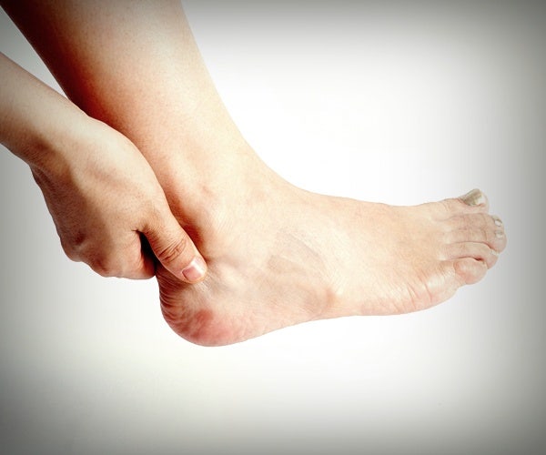 망포역 정형외과 발목 염좌 후유증 최소화를 위한 치료 가이드 - 신영통마디척척의원 건강칼럼