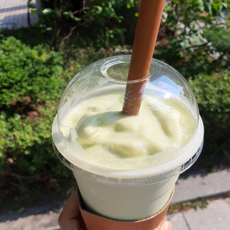 [텐퍼센트커피]아보카도 바나나 프레치노 후기(가격, 칼로리, 당류)