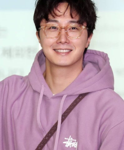 정일우 전속계약 조율 소식! 지드래곤·송강호 라인업에 몸값 수십억 베트남 국민사위의 역....