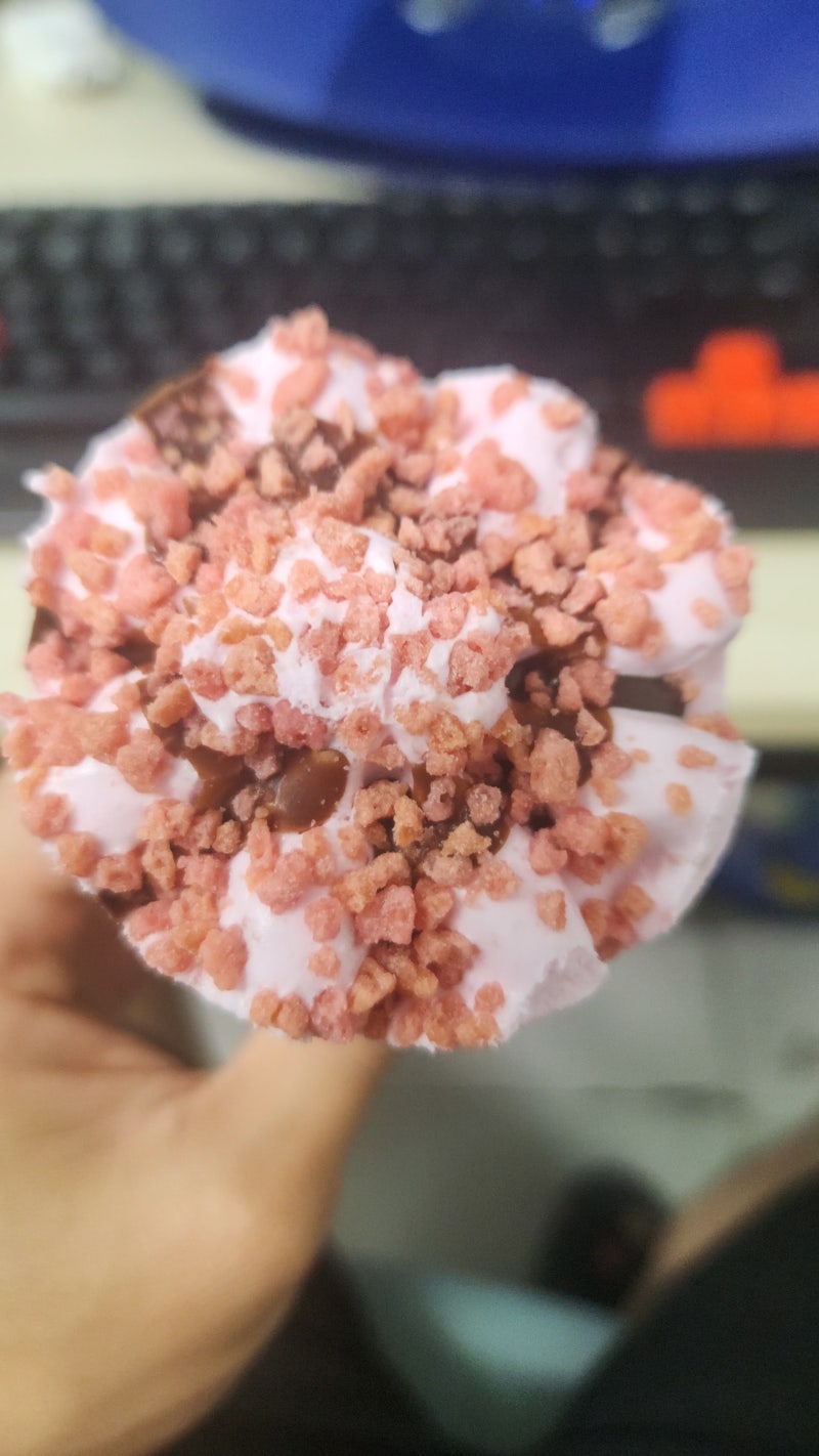 내돈내산 편의점 1티어 아이스크림, 부라보콘 딸기 칼로리부터 맛까지 솔직 리뷰!
