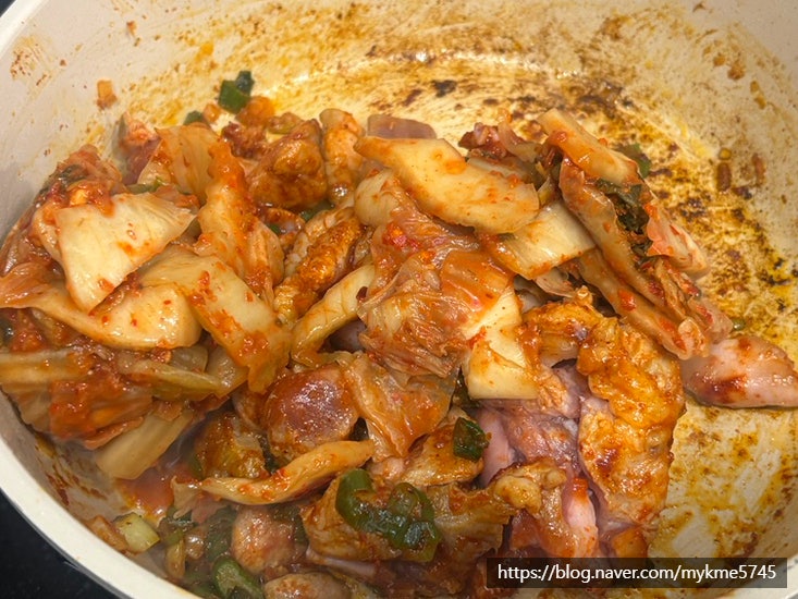 오늘 뭐 먹지? 맞벌이부부 집밥레시피 새마을식당 스타일 돼지김치짜글이