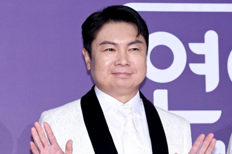 '55세' 임원희, 무속인과 핑크빛 기류? 번호 남겼다