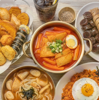 성수동에서 맛과 분위기 다 잡은 최고의 분식집!