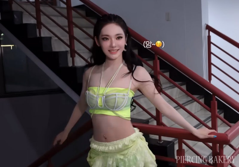 aespa Giselle & Ningning's Piercings from the 'LEMONADE' Music Show Behind-the-Scenes at Piercing Bakery in Jamsil