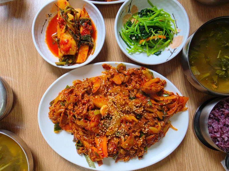 공덕역 효성 근처 푸짐한 가정식 백반 '효성마루'