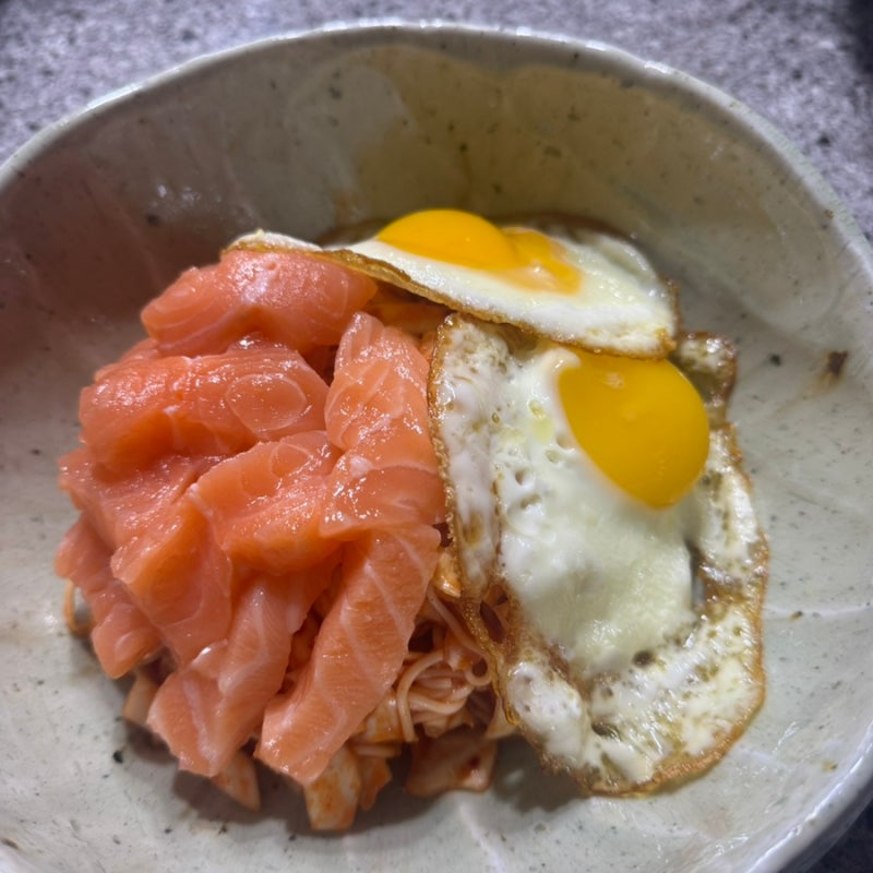 [-20kg 레시피 ] 프로 다이어터의 저칼로리 비빔면(62kcal) “해초미인 두부면 & 저당비빔소스“