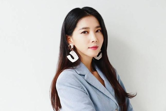 배우 오윤아 프로필 총정리｜레이싱 모델 출신부터 대표작·아들·재혼 근황까지