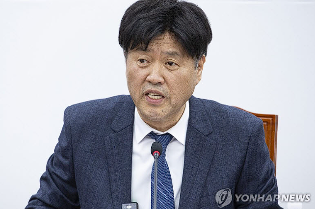 바늘구멍에서 무너진다. <b>김용</b> <b>출마</b>가 가져올 위험천만한 파장