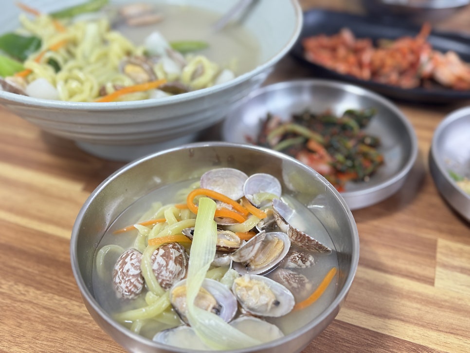 칭구바지락칼국수 사진 1