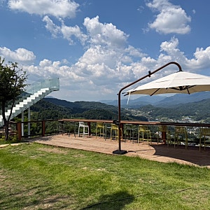 ⛰️ 가평 뷰 좋은 카페 '구름산카페' (산 꼭대기, 아침고요수목원 근처 카페 추천, 천국의 계....
