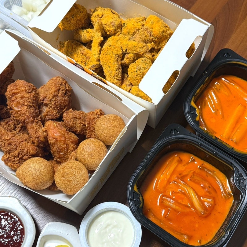 bhc 핫후라이드 콤보 뿌링클 콤보 분모자 로제 떡볶이 배달 후기