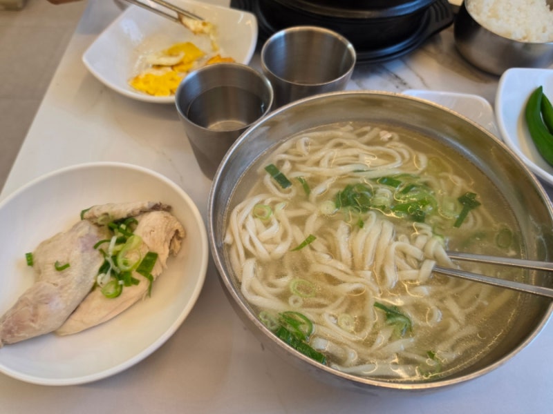 부산 금정구 남산동 남산역 가성비 뛰어난 숨은 닭칼국수 삼계탕 맛집 발견 | 치킨스프