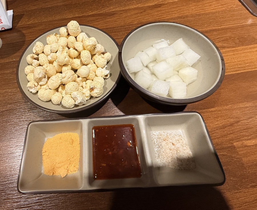 워니통닭 지산점 사진 3