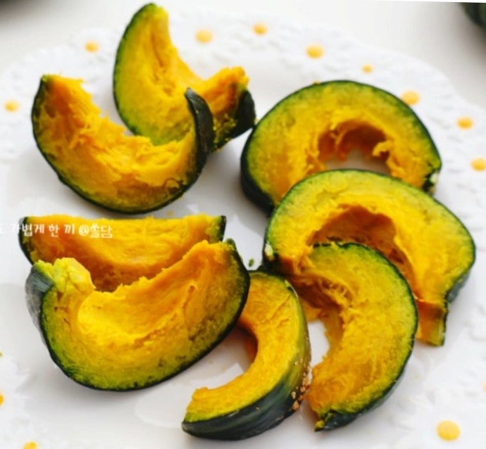 미니밤호박 전자레인지로 맛있게 찌는 법! 10분이면 달콤한 간식 완성