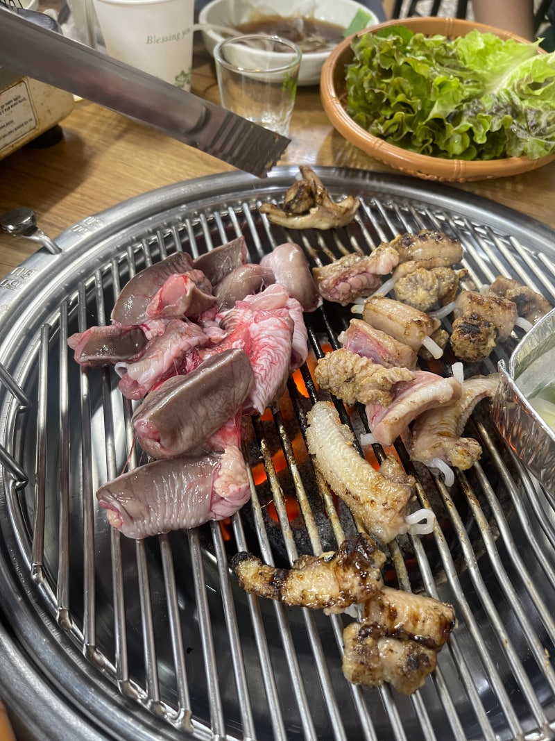 부산 해운대 전통시장 맛집 #이름난기장산곰장어, 눈앞에서 손질하는 꼼장어 후기