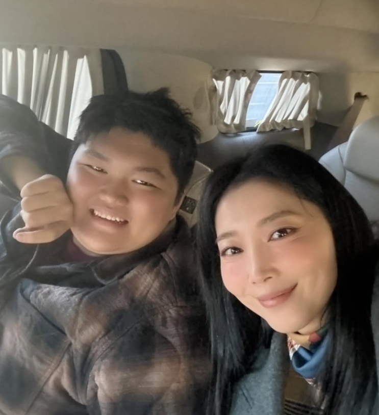 <b>오윤아</b> 이혼 11년 만에 <b>재혼</b>, 민이를 손자로 받아준 시부모