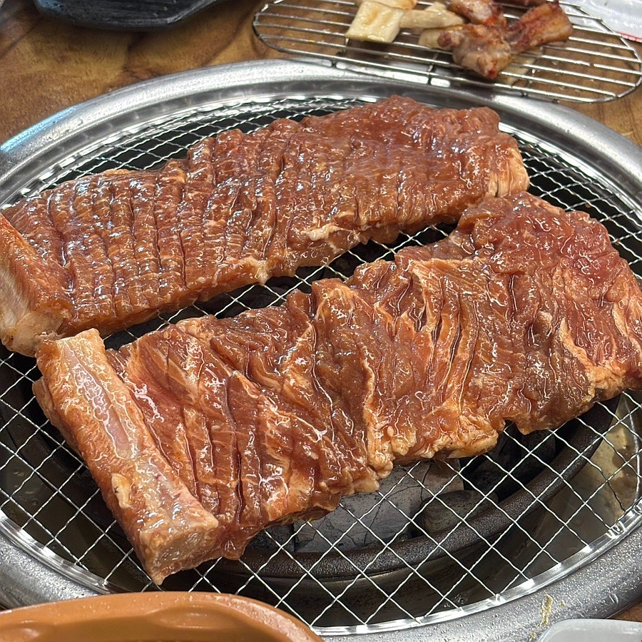 추봉네참숯소갈비살전문점 사진 2