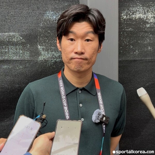 "한국 <b>축구</b> 아직 끝나지 않았습니다 — 박지성의 <b>혁신위 출범</b>... 