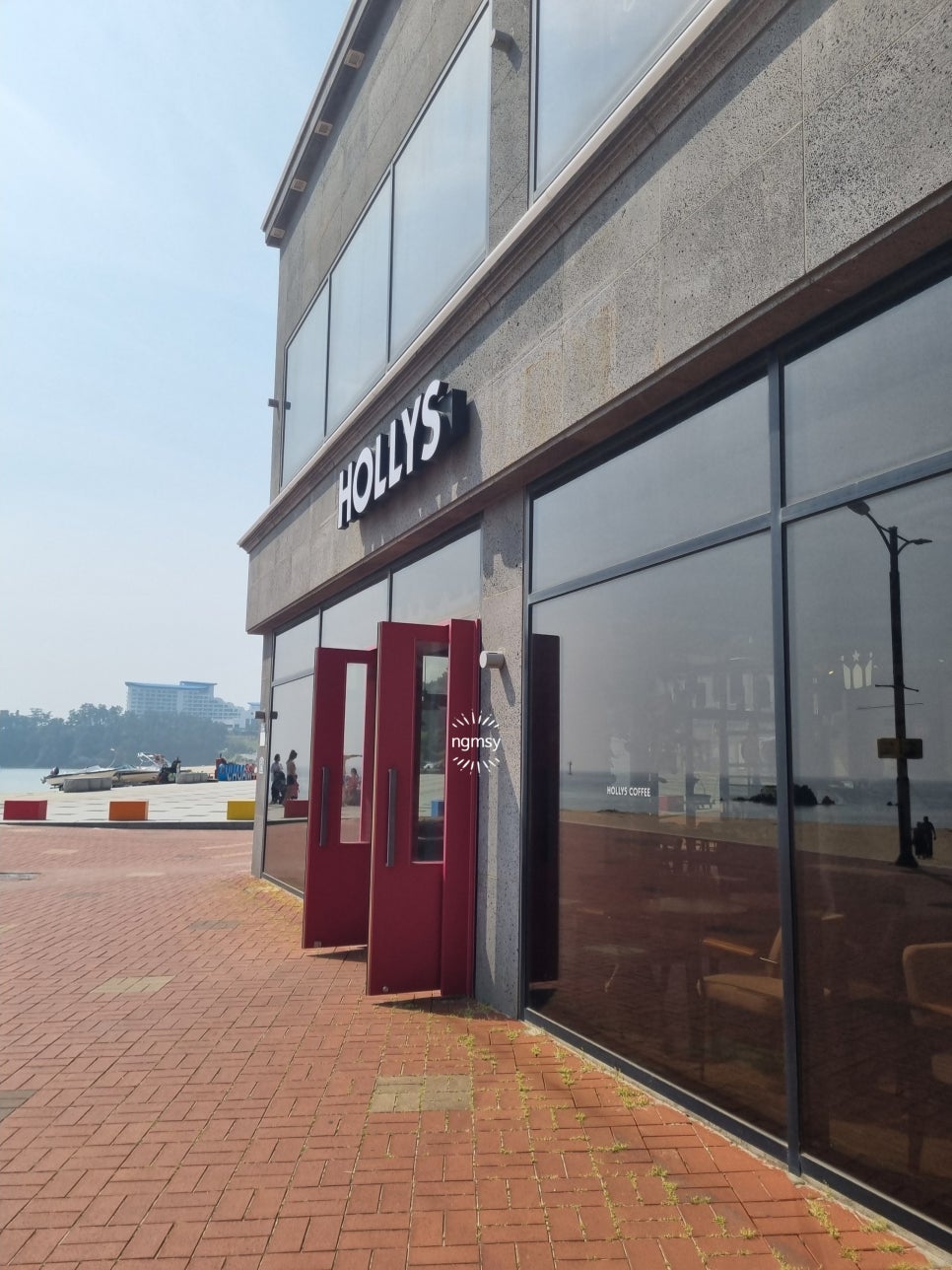 할리스 동해촛대바위점 사진 6