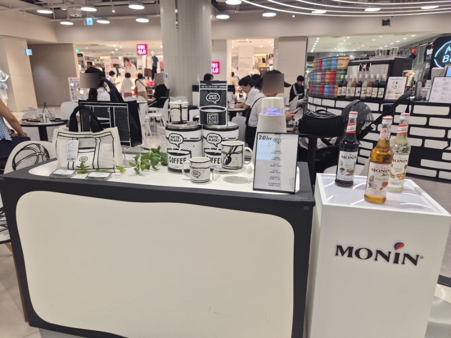 매트블랙커피 사진 2
