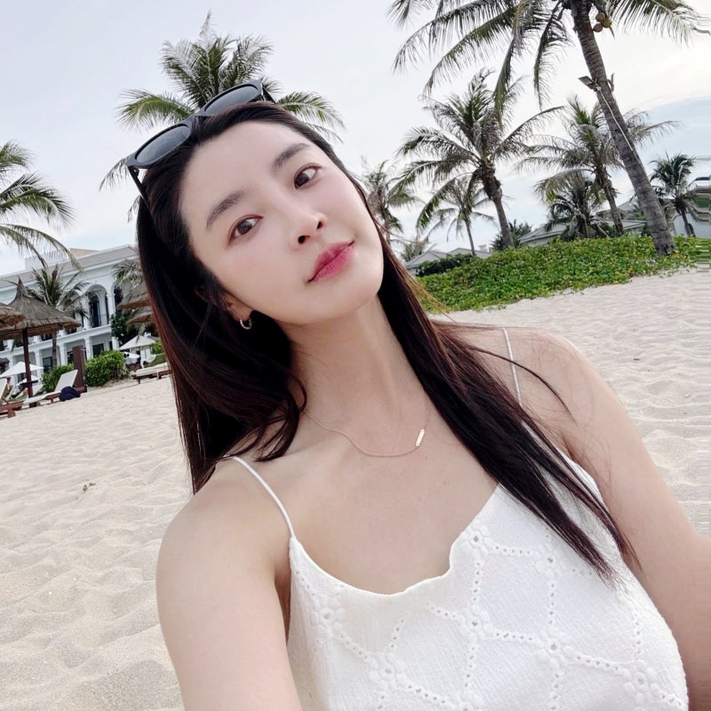 "결혼 부럽다"던 강타…6년째 사랑 이어온 그녀, 휴양지에서 포착된 근황