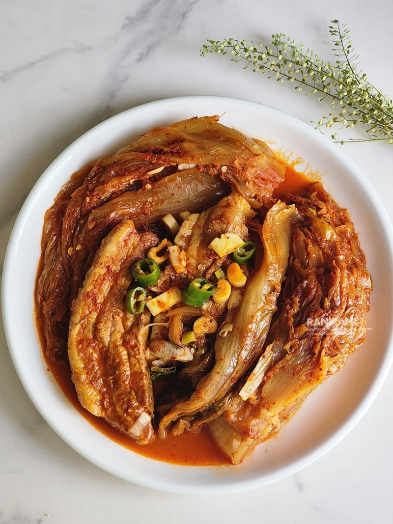 밥맛 살리는 삼겹살 묵은지 김치찜 레시피 돼지고기 묵은지찜 요리 만들기