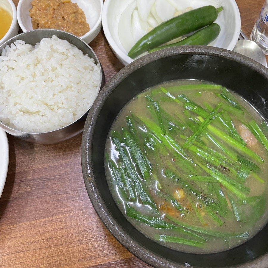 진미돼지국밥 사진 3