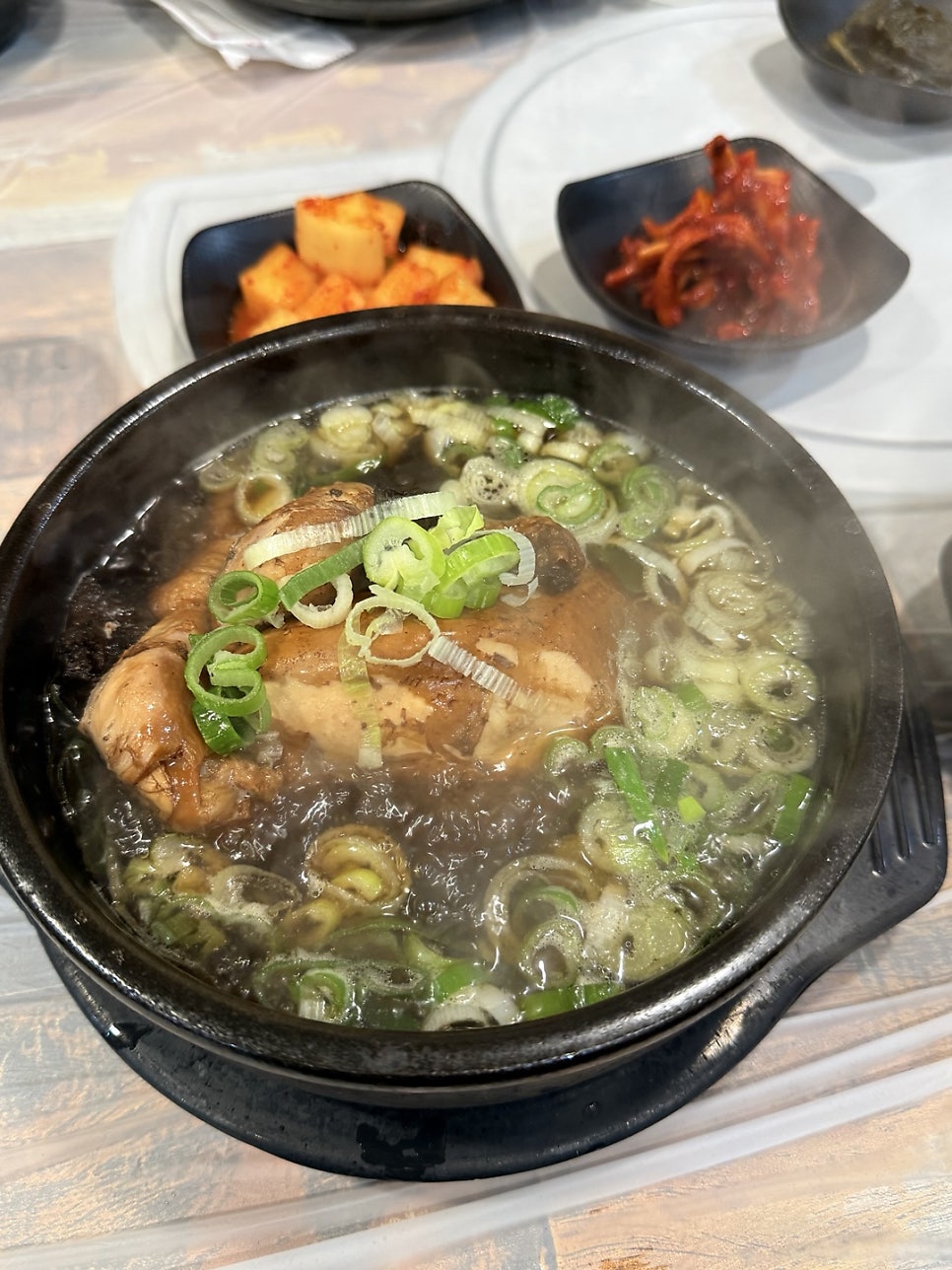 나능이능이버섯백숙 춘천점 사진 1