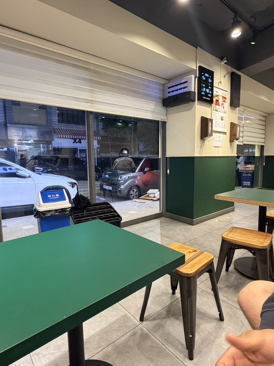 홍대조폭떡볶이 홍대2호점 사진 3
