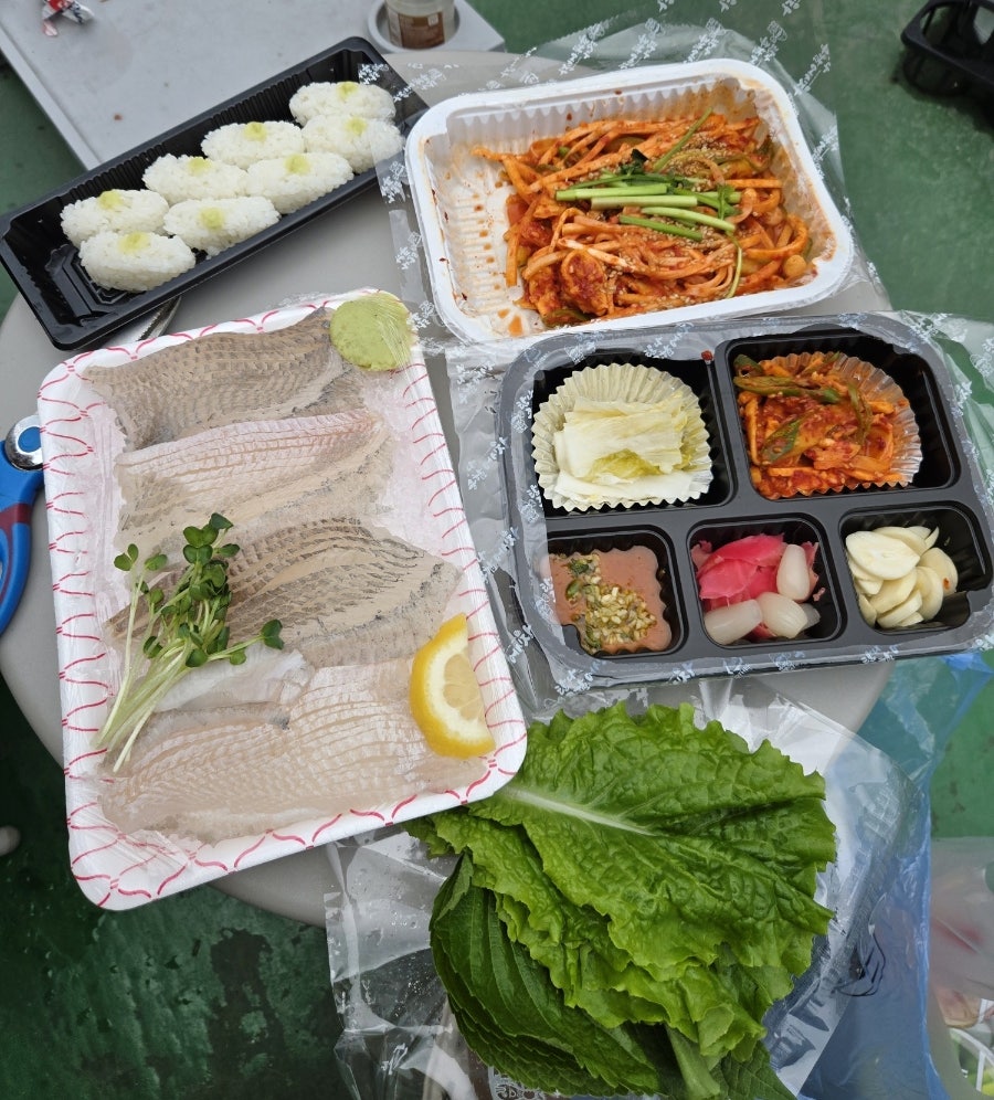 탐나종합어시장 망우사거리점 사진 1