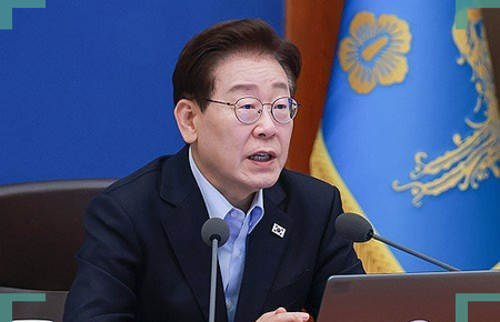 <b>이대통령 지지율</b> 3주 만에 <b>반등</b>! 최근 정치 분위기 분석은?