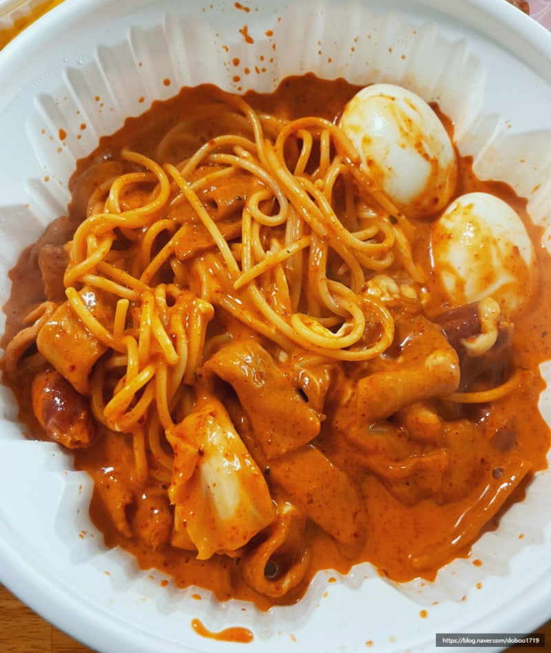엽기떡볶이 로제 오리지널 맛을 200% 즐기는 돼지력 만렙 레시피 (Feat. 파스타면, 가라아게, 나....