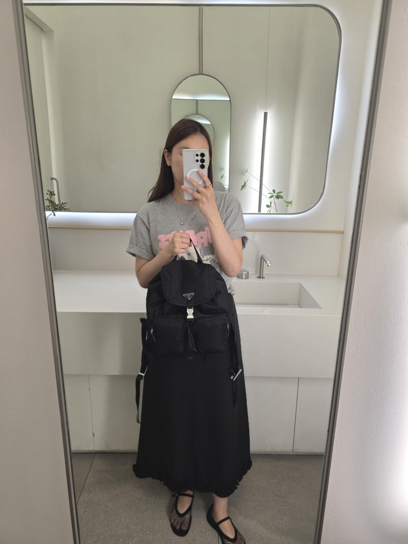 프라다백팩 스몰 현대아울렛 쇼핑 1BZ070 후기