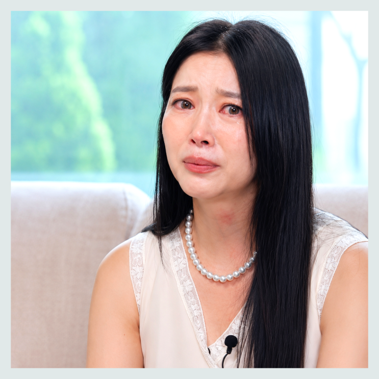 <b>오윤아 재혼</b> 발표 <b>남편</b>과 혼인신고 완료한 합가 근황... 