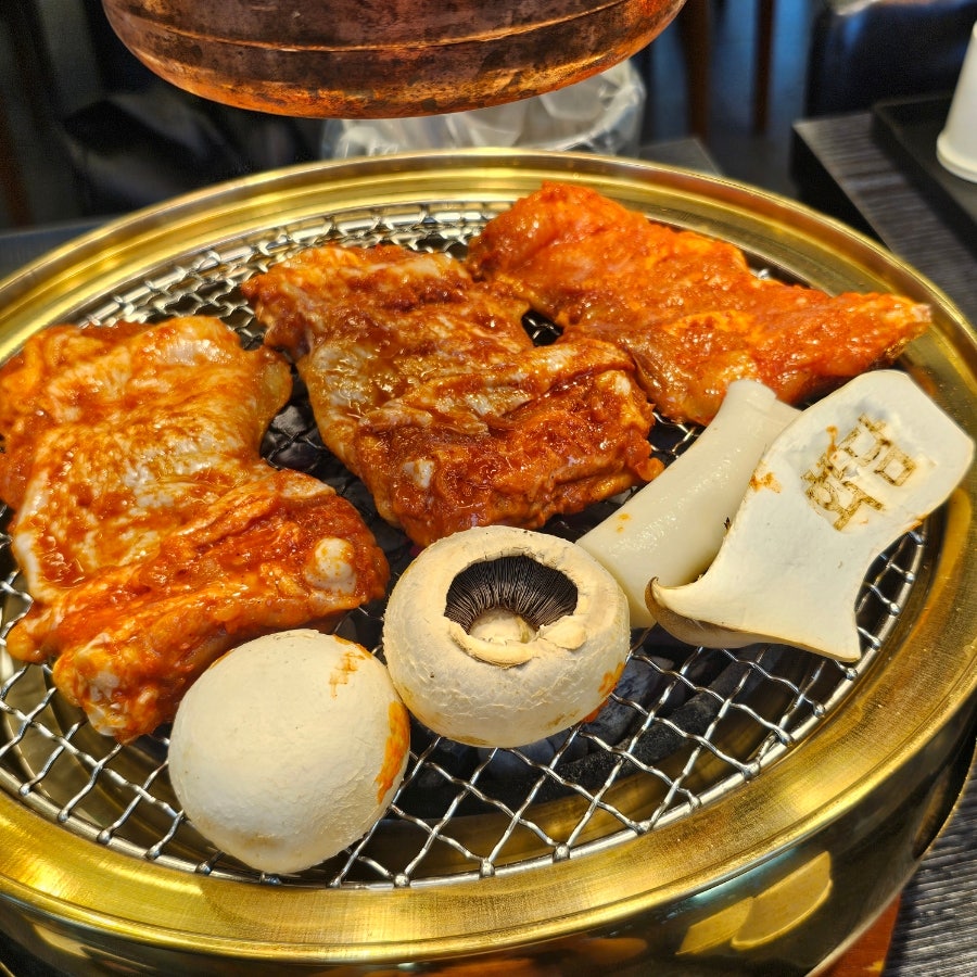 화담숯불닭갈비 춘천본점 사진 1