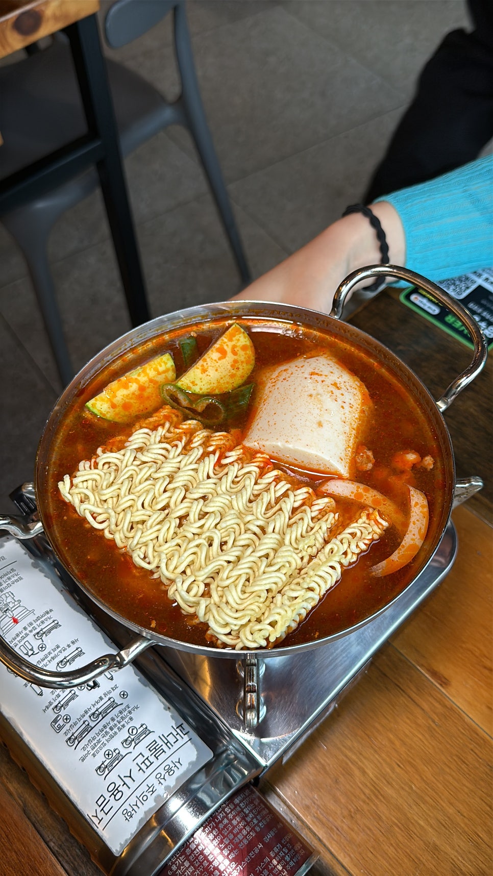 깐깐한족발 운암점 사진 6