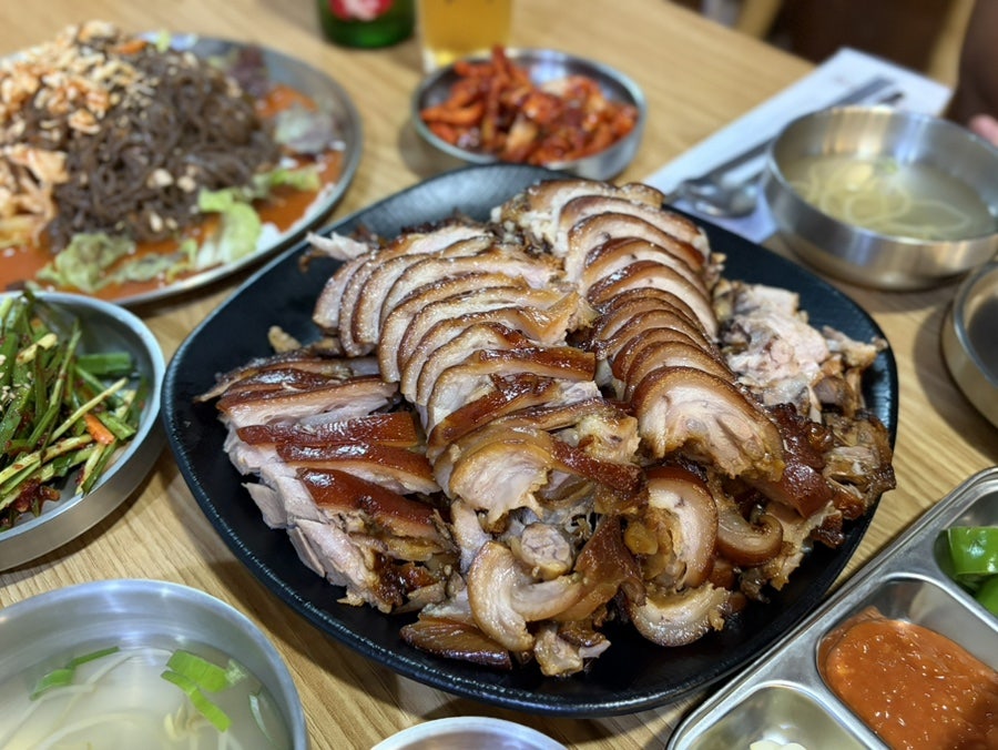 족발야시장 인천삼산점 사진 2